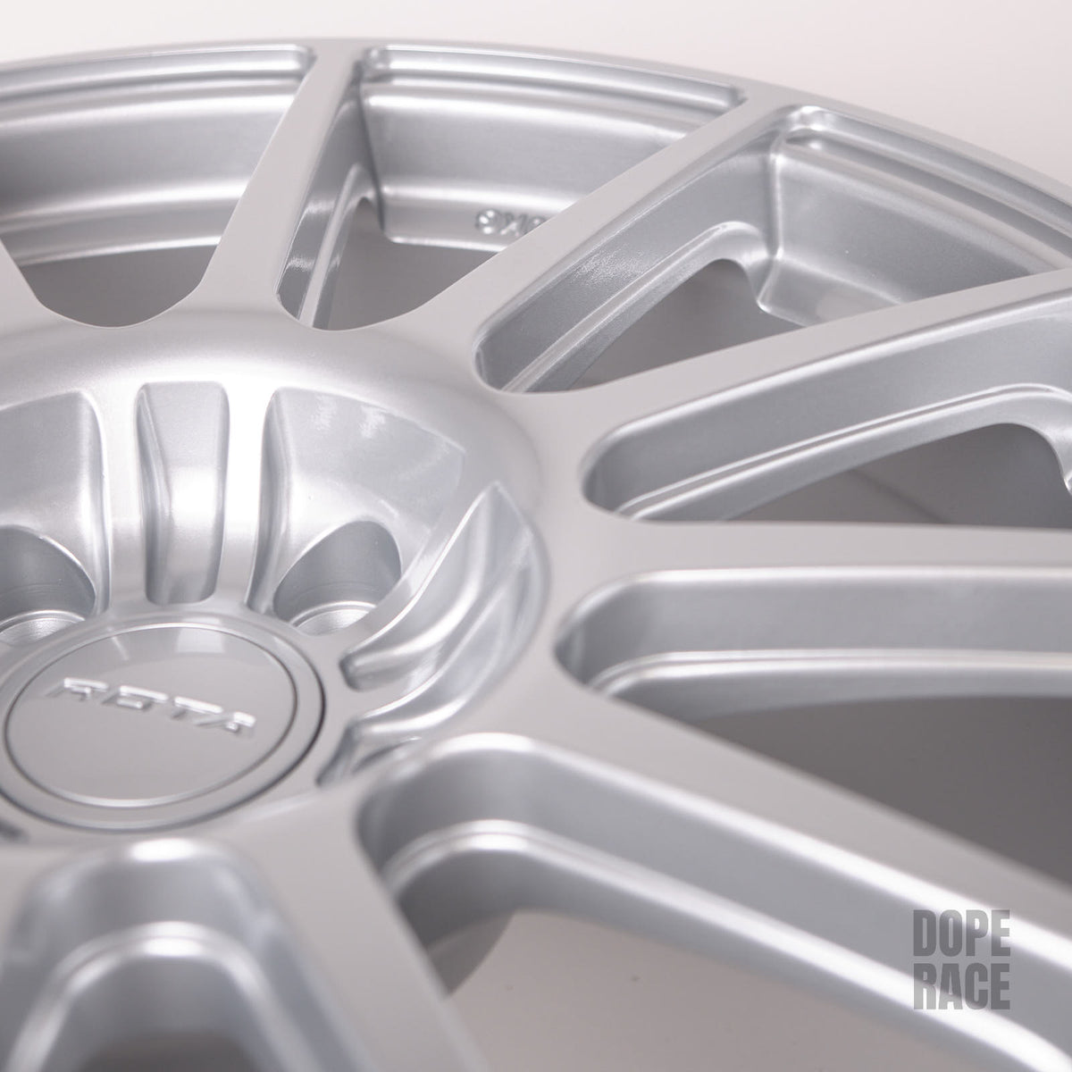 ROTA Wheels GRAVEL (18X8.5 ET44 5X114.3 73 Hub)