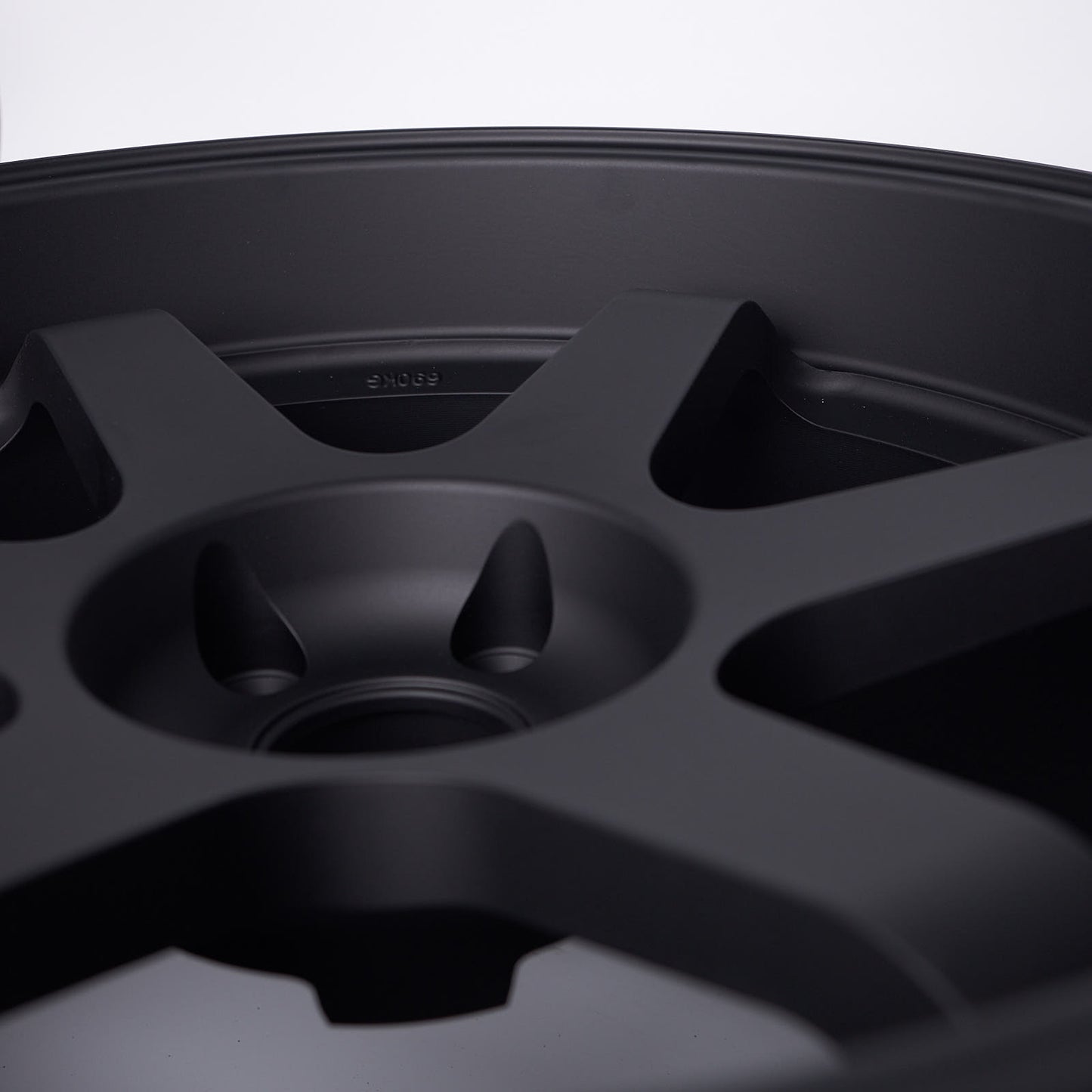 ROTA GRID RACING - 19X10.5, +15mm, 5X114.3, 73 Hub