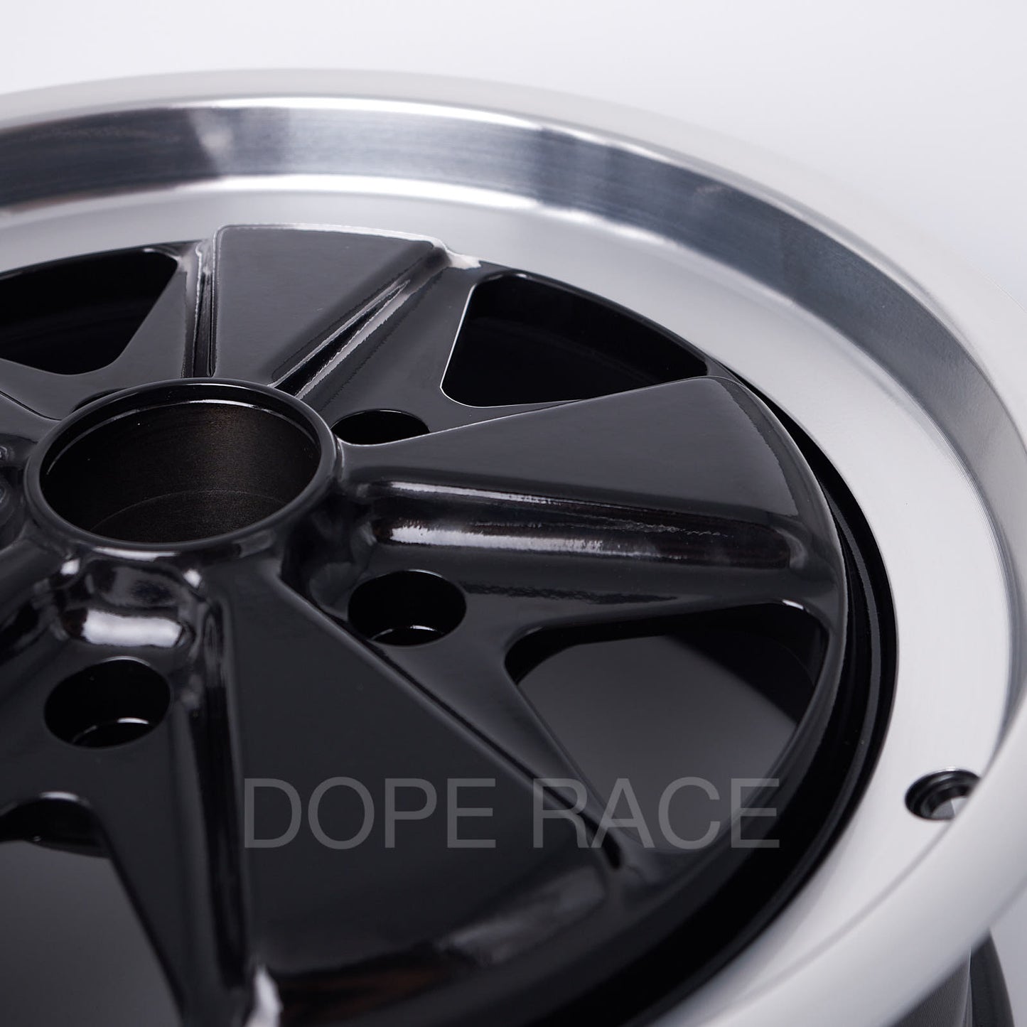 LINEA CORSE PSD 17 - 17x9, 16mm, 5x130, 71.6 Hub