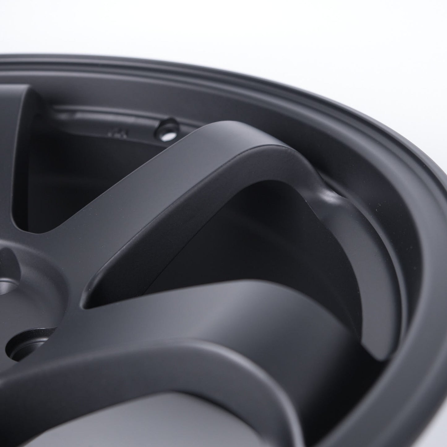 ROTA GRID RACING - 18X9.5, +38mm, 5X114.3, 73 Hub