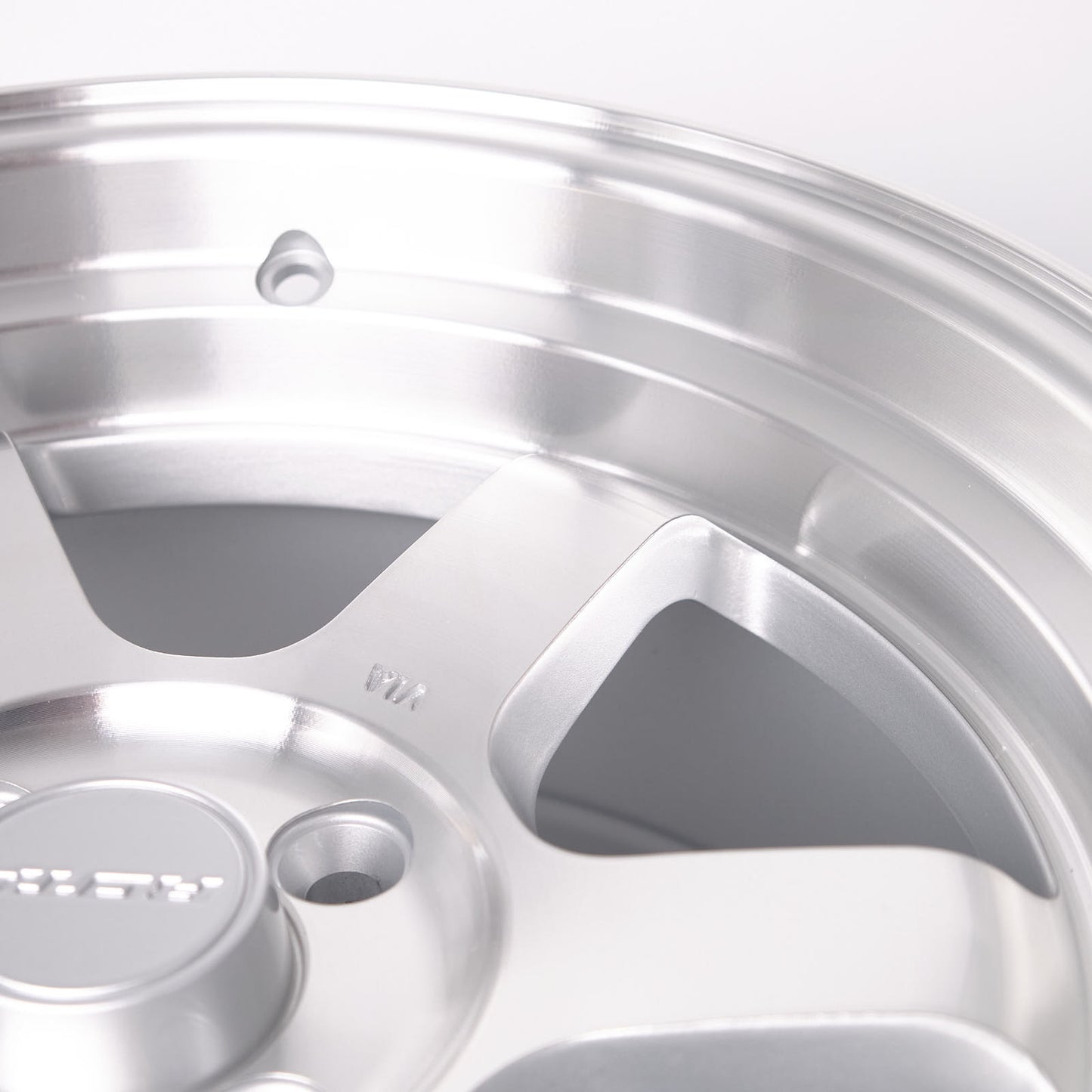 ROTA GRID V CLASSIC - 15x7, +20mm, 4x100, 67.1mm Hub