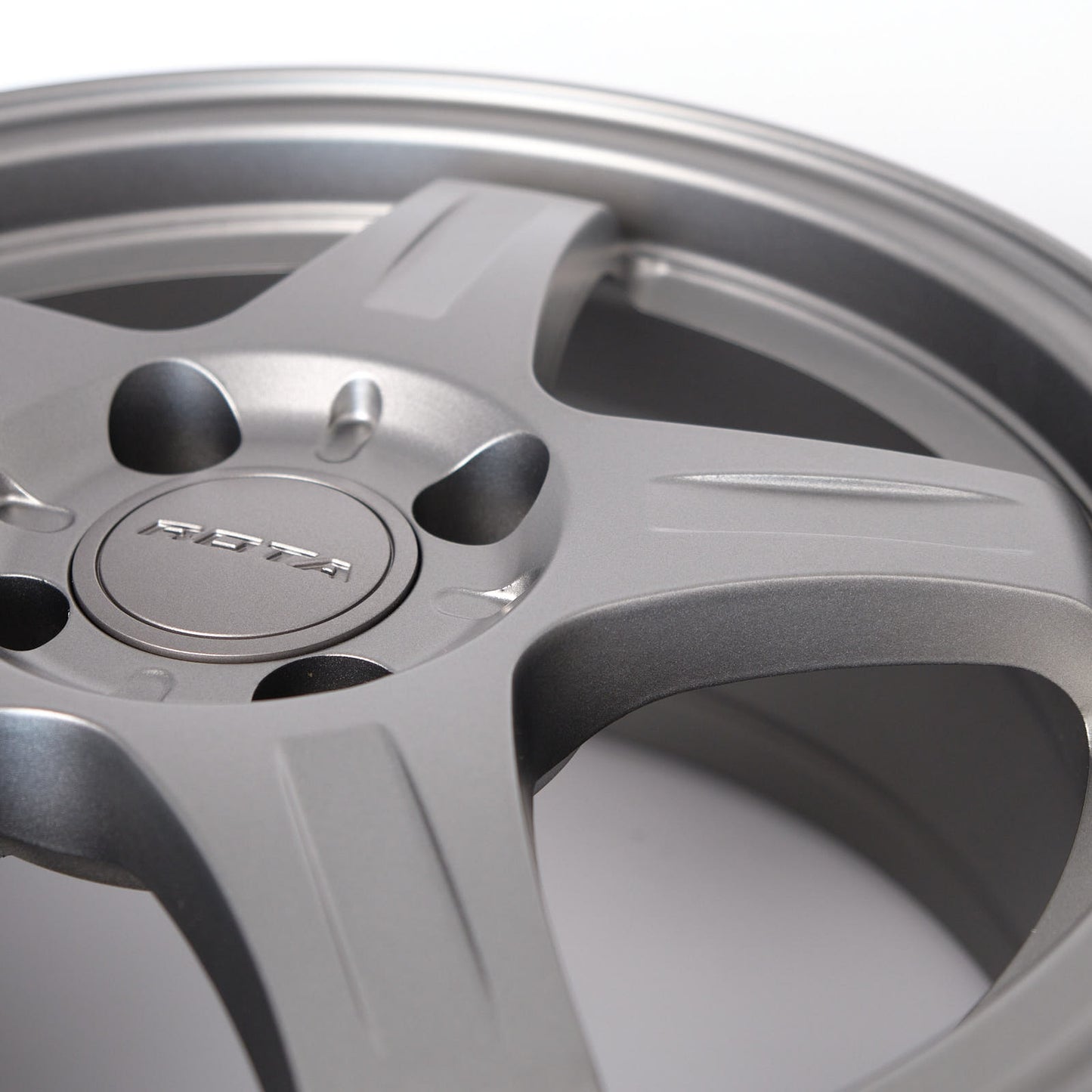 ROTA TFR 15 - 15X7, +38mm, 4X100, 67.1 Hub