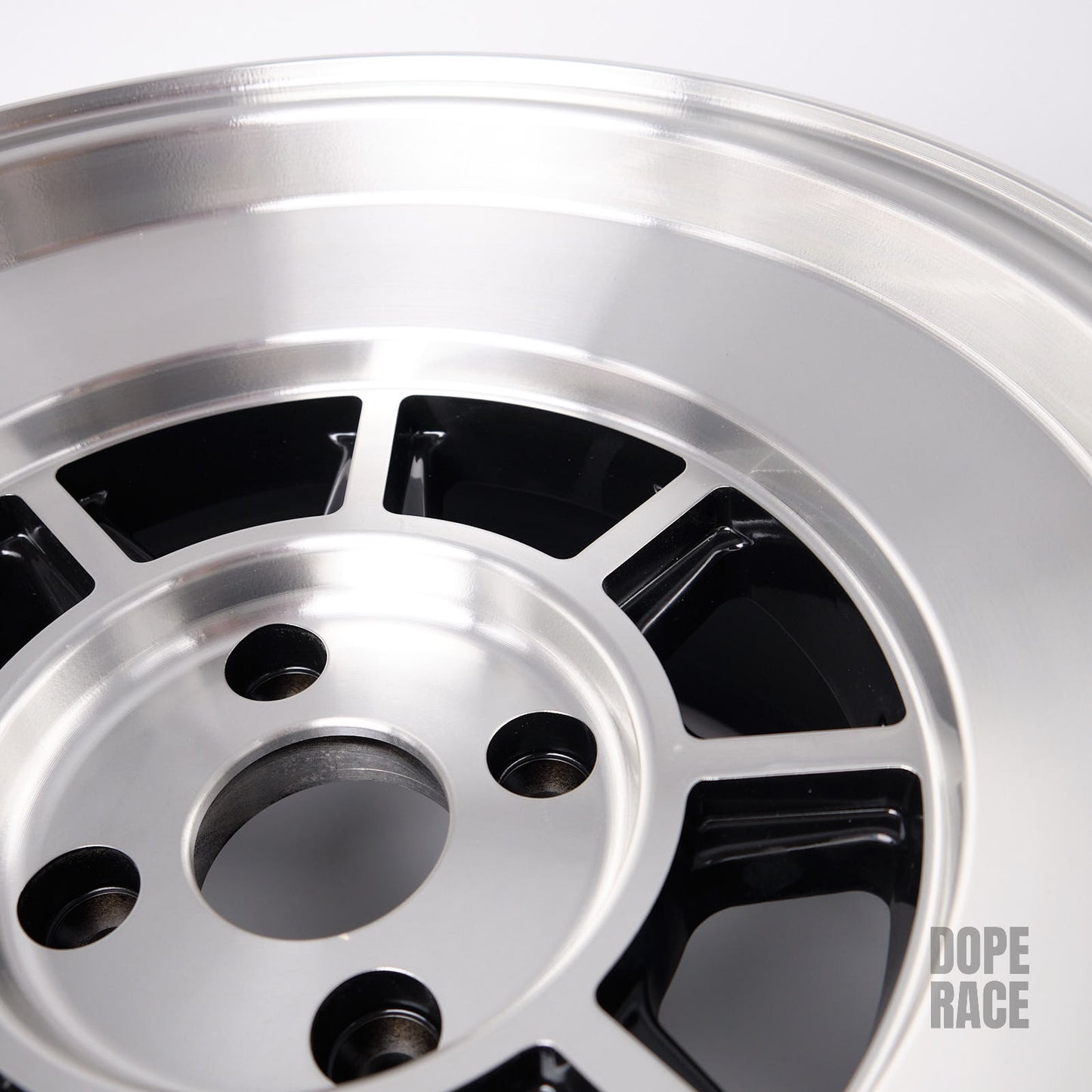 ROTA SHAKOTAN - 15X9, +0mm, 4X114.3, 73 Hub