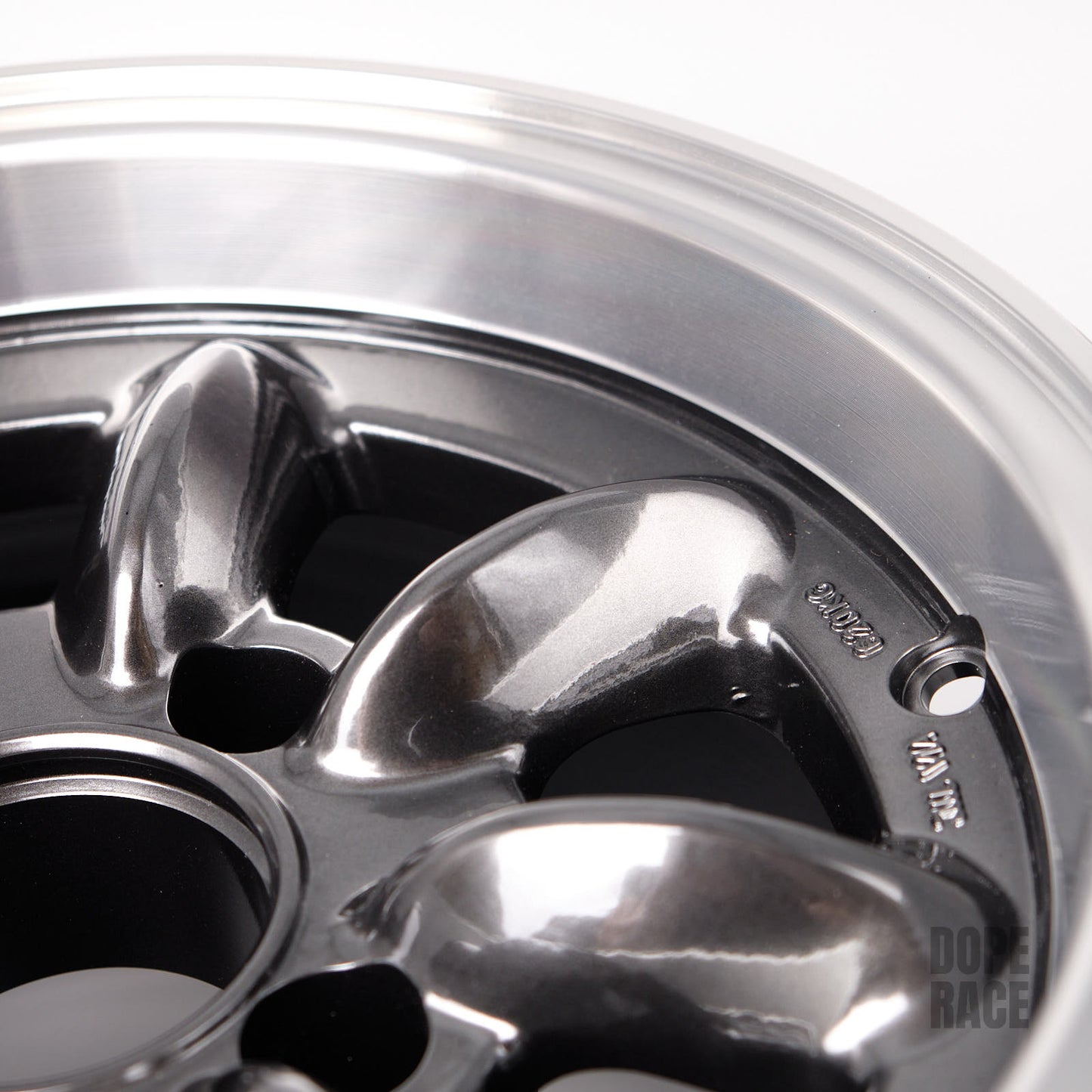 ROTA RB - 13x8, +4mm, 4x114.3, 73mm Hub
