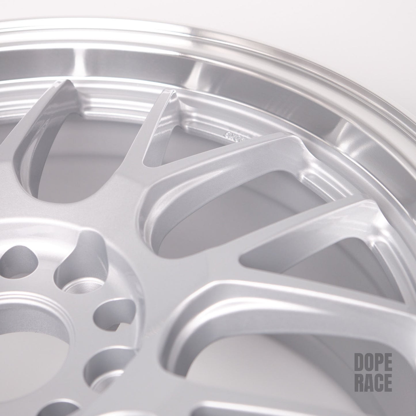 ROTA MXR - 17X8, +35mm, 5X114.3, 73 Hub