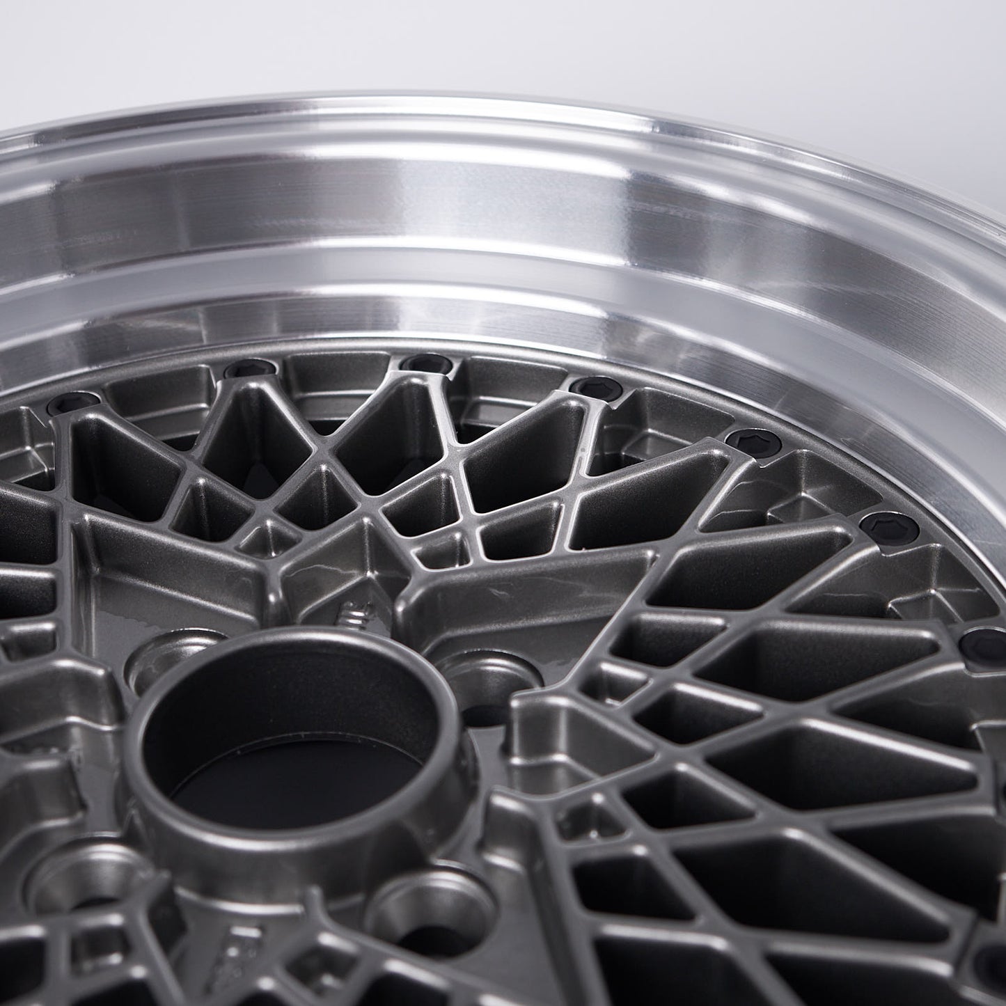 ROTA OS MESH 15 - 15x8, +20mm, 4x100, 67.1mm Hub