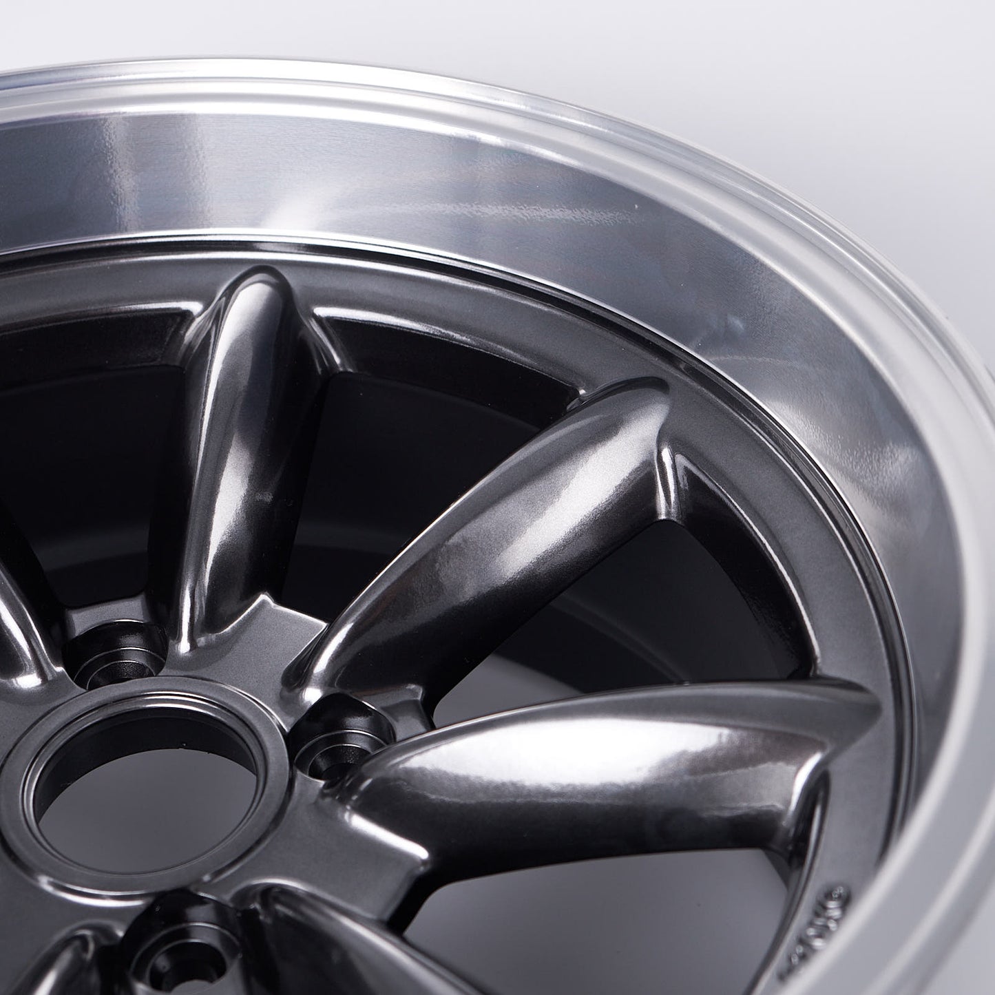 ROTA RB-X 17 - 17X9, -13mm, 4X114.3, 73 Hub