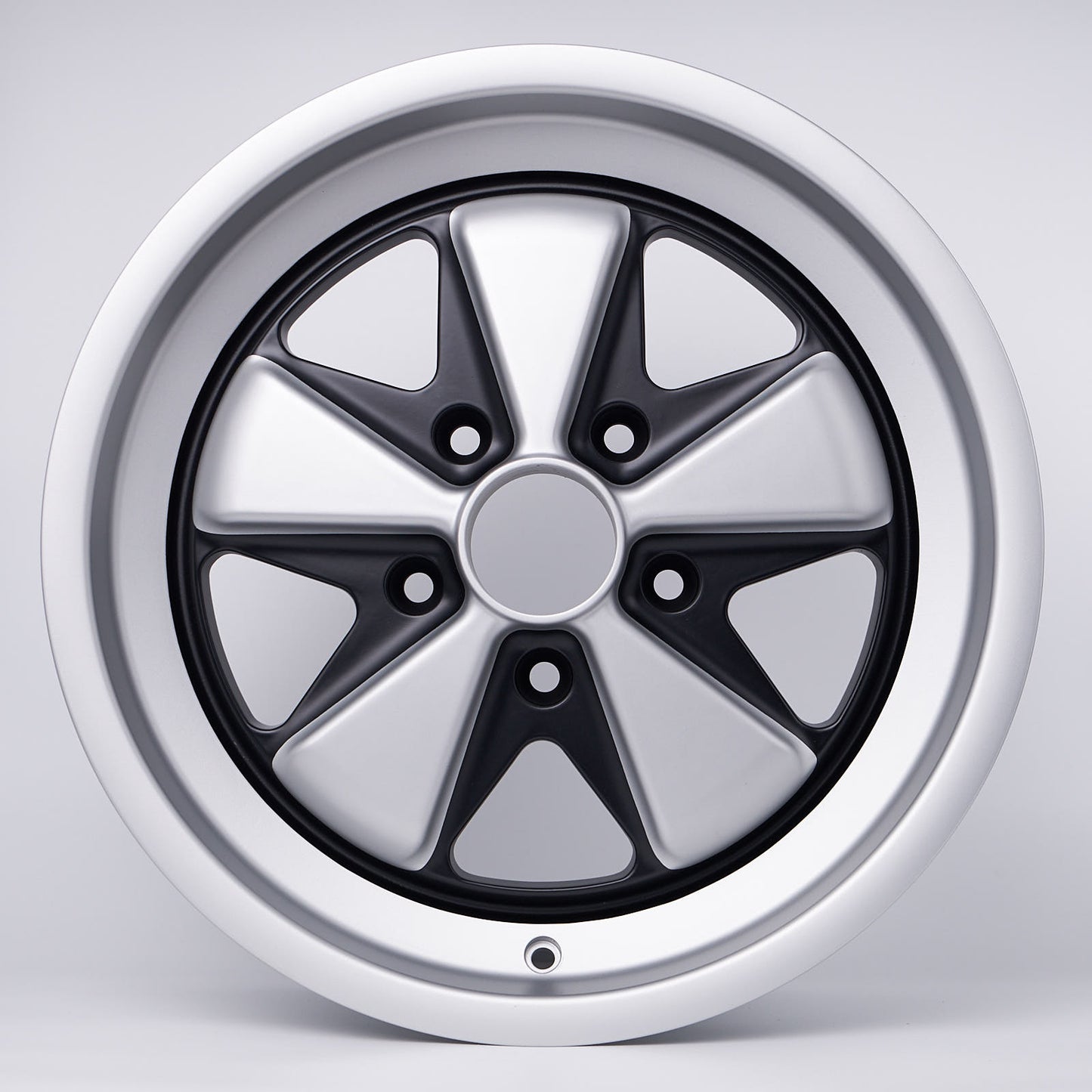 LINEA CORSE PSD 17 - 17x7.5, +35mm, 5x130, 71.6mm Hub