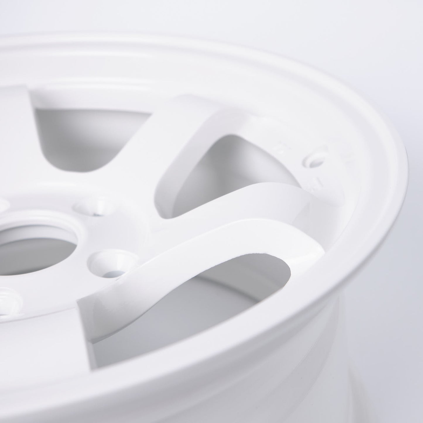 ROTA GRID CONCAVE - 15X7, +20mm, 5X114.3, 73 Hub