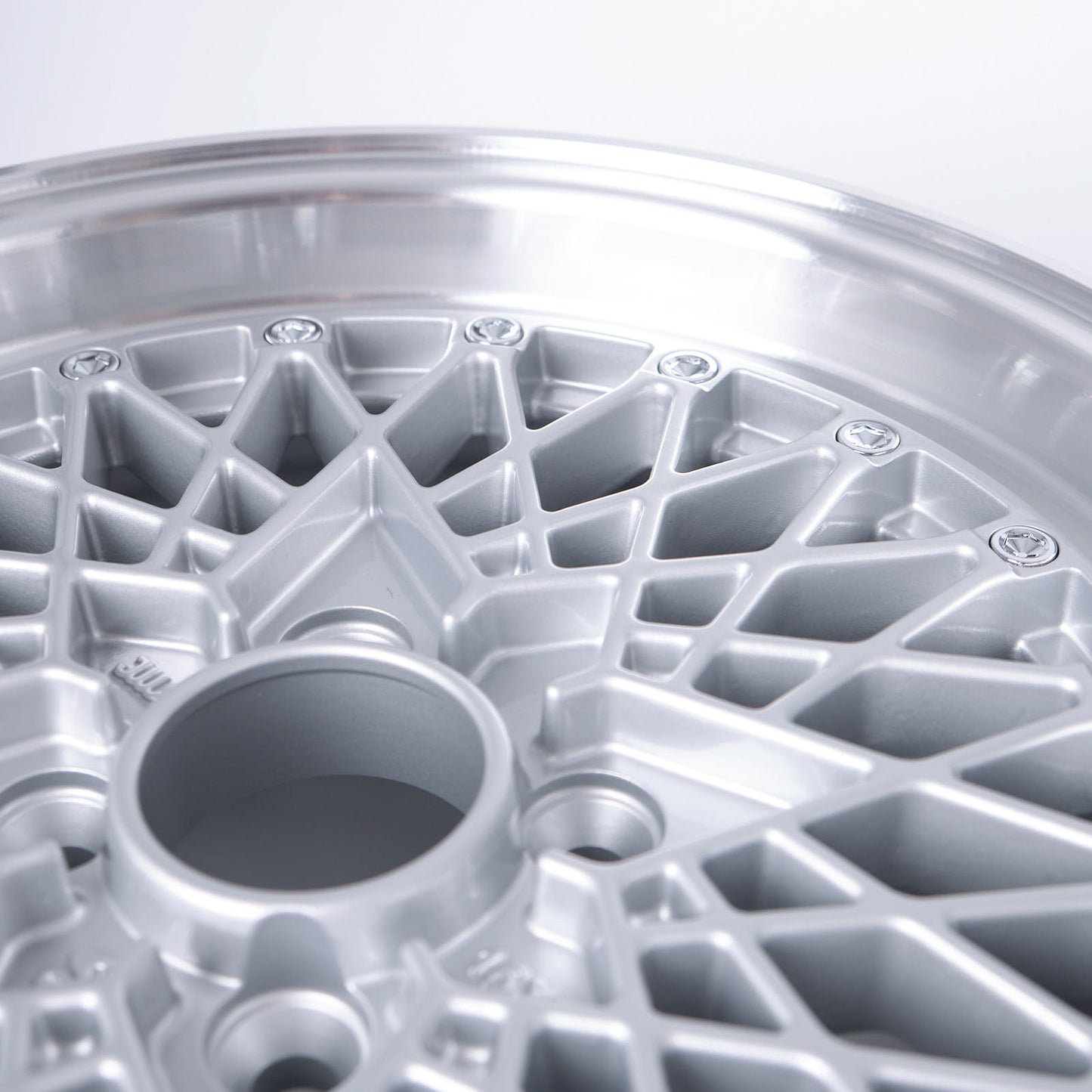 ROTA OS MESH 15 - 15X7, +35mm, 4X100, 67.1 Hub