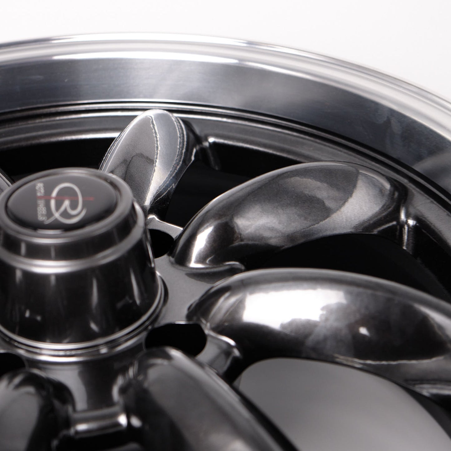 ROTA RB 17 - 17X7.5, +4mm, 4X114.3, 73 Hub